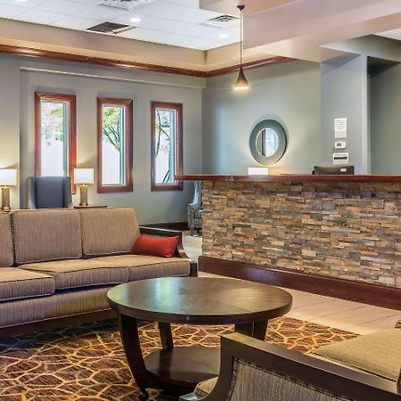 Clarion Inn Belle Vernon Zewnętrze zdjęcie