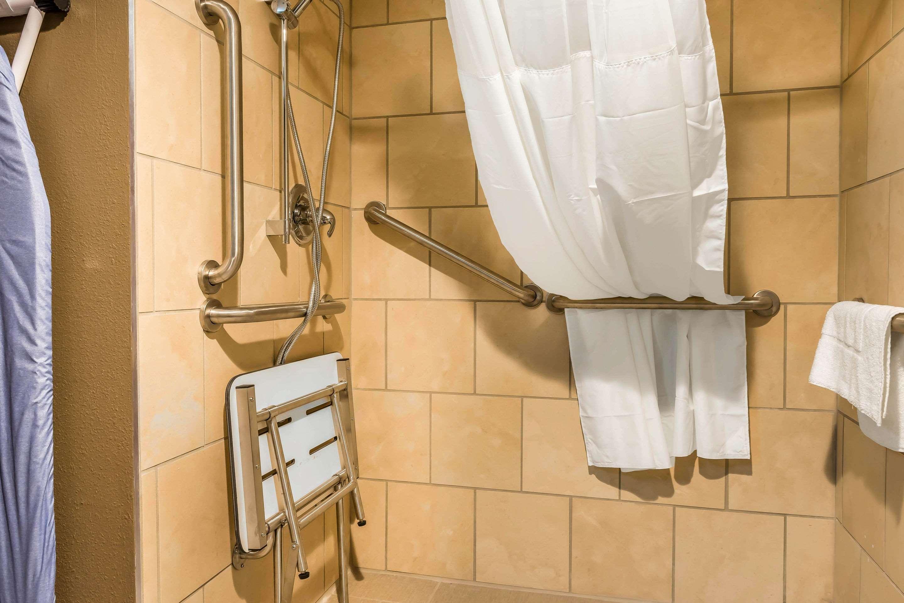 Clarion Inn Belle Vernon Zewnętrze zdjęcie
