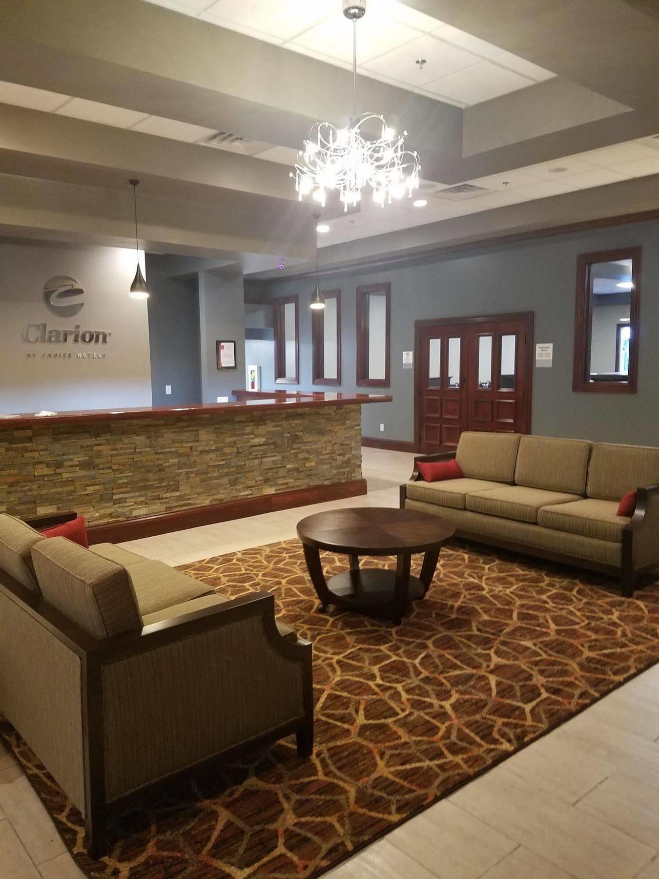 Clarion Inn Belle Vernon Zewnętrze zdjęcie
